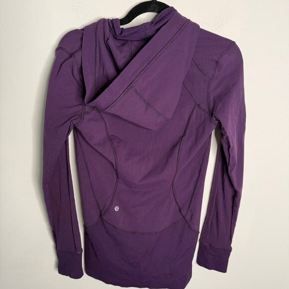 Lululemon Women's 6 Purple Daily Practice Zip Up Hooded Jacket Yoga Workout - Picture 3 of 5